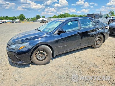 2015 TOYOTA CAMRY SE 4T1BF1FK6FU052185 - główne zdjęcie licytacji z USA - miniatura