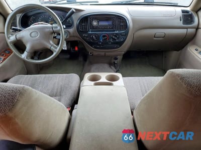 Zdjęcie 8 z 12 samochodu: 2001 TOYOTA TUNDRA SR5 VIN:5TBBT44101S170991 - miniatura