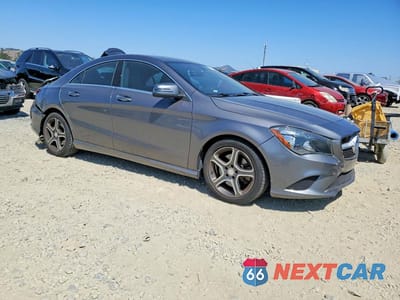 Czwarte zdjęcie samochodu z boku: 2014 MERCEDES-BENZ CLA 250 VIN:WDDSJ4EB6EN142067 - miniatura