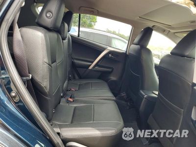 Zdjęcie 11 z 13 samochodu: 2018 TOYOTA RAV4 XLE VIN:JTMRFREV5JD235146 - miniatura