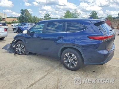 Drugie zdjęcie samochodu z przodu: 2023 TOYOTA HIGHLANDER XLE VIN:5TDKDRAH8PS014788 - miniatura