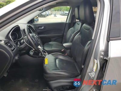 Zdjęcie 7 z 12 samochodu: 2019 JEEP COMPASS LIMITED VIN:3C4NJCCB7KT802388 - miniatura