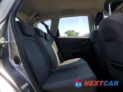 Zdjęcie 10 z 12 samochodu: 2009 HONDA FIT VIN:JHMGE882X9S006568 - miniatura