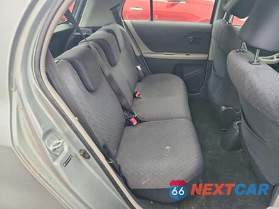 Zdjęcie 10 z 12 samochodu: 2010 TOYOTA YARIS BASE VIN:JTDKT4K31A5319815 - miniatura