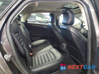 Zdjęcie 10 z 12 samochodu: 2019 FORD FUSION SEL VIN:3FA6P0CD2KR110383 - miniatura