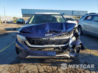 Piąte zdjęcie samochodu w środku: 2022 KIA SELTOS S VIN:KNDEUCAA8N7312505 - miniatura