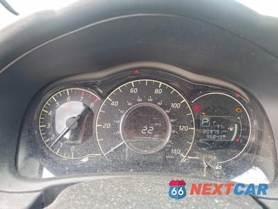Zdjęcie 9 z 13 samochodu: 2016 NISSAN VERSA NOTE SV VIN:3N1CE2CP3GL374296 - miniatura