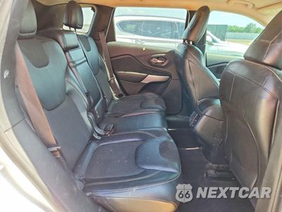 Zdjęcie 11 z 13 samochodu: 2018 JEEP CHEROKEE LATITUDE PLUS VIN:1C4PJLLB9JD513459 - miniatura
