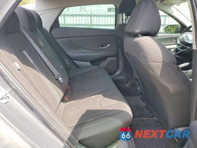 Zdjęcie 10 z 12 samochodu: 2025 HYUNDAI ELANTRA SEL SPORT VIN:KMHLM4DG1SU921408 - miniatura