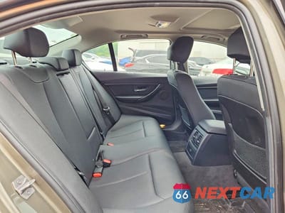 Zdjęcie 10 z 13 samochodu: 2018 BMW 320 XI VIN:WBA8E5G57JNV03111 - miniatura