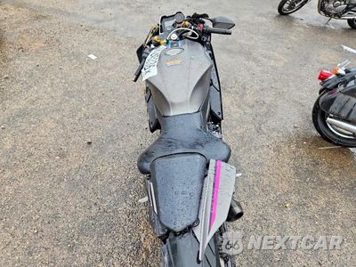 Zdjęcie 6 z 9 samochodu: 2024 YAMAHA YZFR7 VIN:JYARM38E0RA011709 - miniatura
