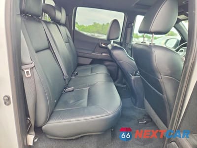 Zdjęcie 10 z 13 samochodu: 2021 TOYOTA TACOMA TRD SPORT VIN:3TYCZ5AN8MT041543 - miniatura