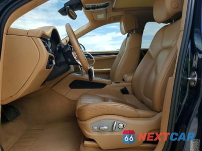 Zdjęcie 7 z 13 samochodu: 2015 PORSCHE MACAN S VIN:WP1AB2A52FLB54977 - miniatura
