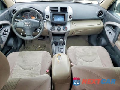 Zdjęcie 8 z 12 samochodu: 2006 TOYOTA RAV4 BASE VIN:JTMBK33V466002559 - miniatura