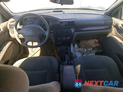 Zdjęcie 8 z 12 samochodu: 2001 CHRYSLER SEBRING LX VIN:1C3EL45U91N615221 - miniatura