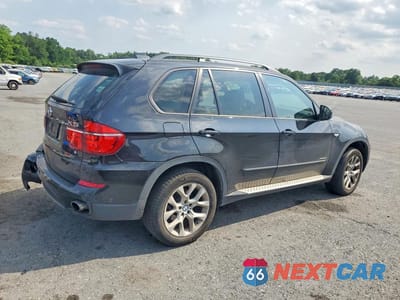Trzecie zdjęcie samochodu z tyłu: 2011 BMW X5 XDRIVE35I VIN:5UXZV4C50BL408702 - miniatura