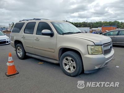 Czwarte zdjęcie samochodu z boku: 2008 CHEVROLET TAHOE C1500 VIN:1GNFC13078J213690 - miniatura