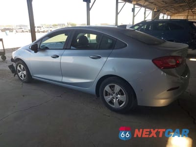 Drugie zdjęcie samochodu z przodu: 2017 CHEVROLET CRUZE LS VIN:1G1BC5SM3H7140763 - miniatura