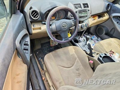 Zdjęcie 8 z 13 samochodu: 2009 TOYOTA RAV4 BASE VIN:JTMZF33V99D012314 - miniatura