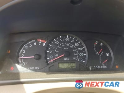 Zdjęcie 9 z 12 samochodu: 2004 TOYOTA COROLLA CE VIN:JTDBR32E542048015 - miniatura