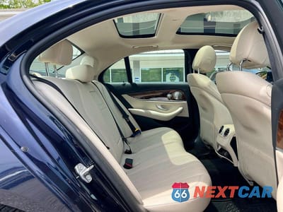 Zdjęcie 6 z 13 samochodu: 2017 MERCEDES-BENZ E 300 4MATIC VIN:WDDZF4KB8HA132821 - miniatura