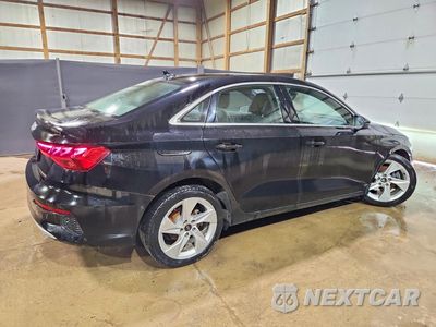 Trzecie zdjęcie samochodu z tyłu: 2024 AUDI A3 PREMIUM VIN:WAUAUDGYXRA069598 - miniatura