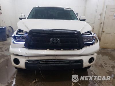Piąte zdjęcie samochodu w środku: 2011 TOYOTA TUNDRA DOUBLE CAB SR5 VIN:5TFUW5F13BX163863 - miniatura