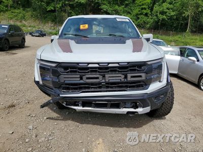 Piąte zdjęcie samochodu w środku: 2026 FORD F150 RAPTOR VIN:1FTFW1RG2TFA49295 - miniatura