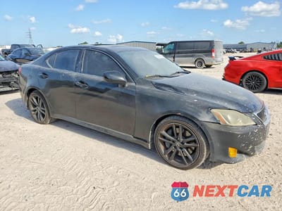 Czwarte zdjęcie samochodu z boku: 2008 LEXUS IS 350 VIN:JTHBE262382014858 - miniatura