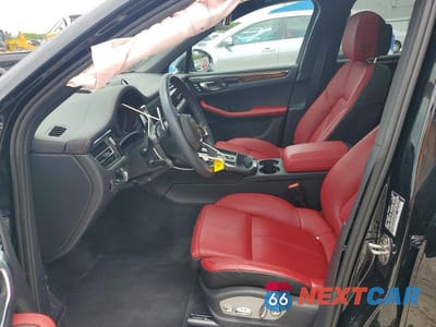 Zdjęcie 7 z 13 samochodu: 2025 PORSCHE MACAN S VIN:WP1AG2A56SLB40186 - miniatura
