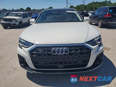 Piąte zdjęcie samochodu w środku: 2025 AUDI A8 L VIN:WAULDAF8XSN004287 - miniatura