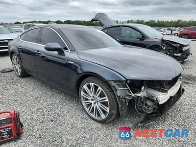 Czwarte zdjęcie samochodu z boku: 2013 AUDI A7 PREMIUM PLUS VIN:WAUYGAFC2DN018933 - miniatura