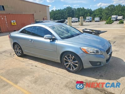 Czwarte zdjęcie samochodu z boku: 2011 VOLVO C70 T5 VIN:YV1672MC0BJ109510 - miniatura