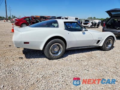 Trzecie zdjęcie samochodu z tyłu: 1982 CHEVROLET CORVETTE VIN:1G1AY8781C5118677 - miniatura