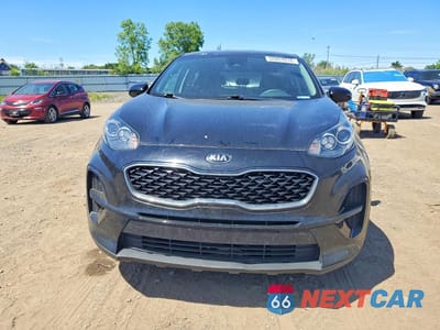 Piąte zdjęcie samochodu w środku: 2020 KIA SPORTAGE LX VIN:KNDPM3AC6L7663016 - miniatura