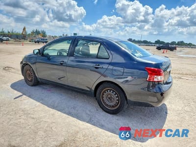 Drugie zdjęcie samochodu z przodu: 2011 TOYOTA YARIS BASE VIN:JTDBT4K34BL002107 - miniatura