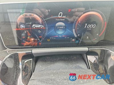 Zdjęcie 9 z 13 samochodu: 2021 MERCEDES-BENZ GLA 250 4MATIC VIN:W1N4N4HB2MJ228090 - miniatura