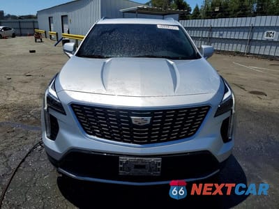 Piąte zdjęcie samochodu w środku: 2022 CADILLAC XT4 PREMIUM LUXURY VIN:1GYFZCR48NF135622 - miniatura
