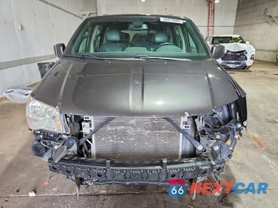 Piąte zdjęcie samochodu w środku: 2018 DODGE GRAND CARAVAN SXT VIN:2C4RDGCG9JR297578 - miniatura