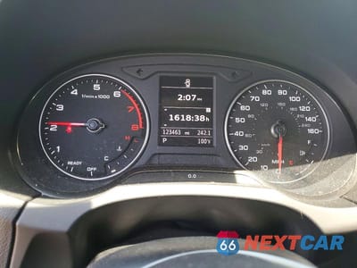 Zdjęcie 9 z 12 samochodu: 2018 AUDI A3 PREMIUM VIN:WAUB8GFF1J1035225 - miniatura