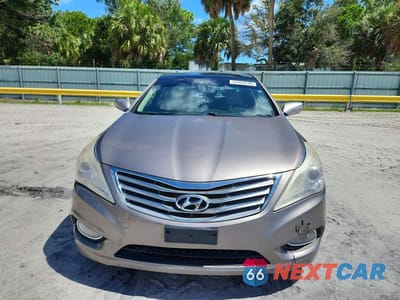 Piąte zdjęcie samochodu w środku: 2013 HYUNDAI AZERA BASE VIN:KMHFH4JG9DA232999 - miniatura