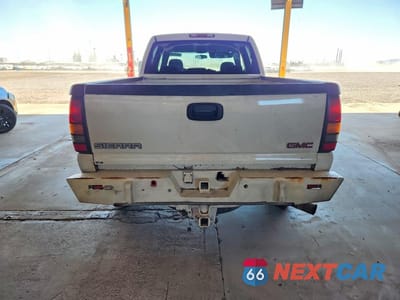 Zdjęcie 6 z 12 samochodu: 2006 GMC SIERRA K2500 HEAVY DUTY VIN:1GTHK23D76F150894 - miniatura