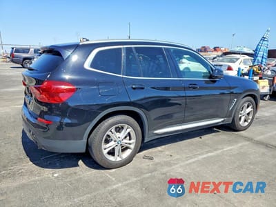 Trzecie zdjęcie samochodu z tyłu: 2019 BMW X3 SDRIVE30I VIN:5UXTR7C52KLF32811 - miniatura