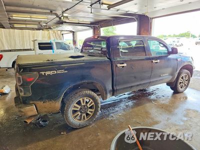 Trzecie zdjęcie samochodu z tyłu: 2008 TOYOTA TUNDRA GRADE VIN:5TBDV54168S515685 - miniatura