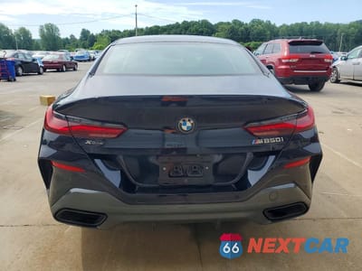 Zdjęcie 6 z 13 samochodu: 2022 BMW M850XI VIN:WBAGV8C03NCK22206 - miniatura