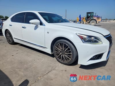 Czwarte zdjęcie samochodu z boku: 2013 LEXUS LS 460 VIN:JTHCL5EF4D5015932 - miniatura