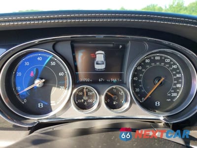 Zdjęcie 9 z 12 samochodu: 2017 BENTLEY FLYING SPUR VIN:SCBEH9ZA2HC060910 - miniatura