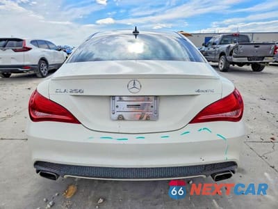 Zdjęcie 6 z 12 samochodu: 2014 MERCEDES-BENZ CLA 250 4MATIC VIN:WDDSJ4GB6EN125119 - miniatura