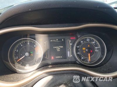 Zdjęcie 9 z 13 samochodu: 2017 JEEP CHEROKEE LATITUDE VIN:1C4PJLCB4HW573325 - miniatura