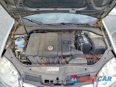 Zdjęcie 11 z 12 samochodu: 2010 VOLKSWAGEN JETTA SE VIN:3VWRZ7AJ4AM159001 - miniatura